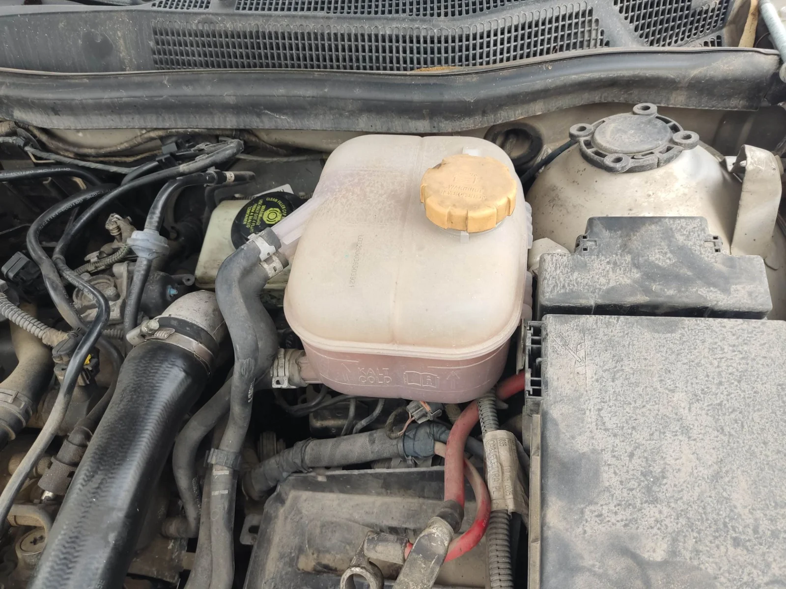Foto de DEPOSITO EXPANSION OPEL ASTRA H GTC 1.3 16V CDTI CAT (Z 13 DTH / L4I) (90 CV / 66 KW) referencia 1682641080