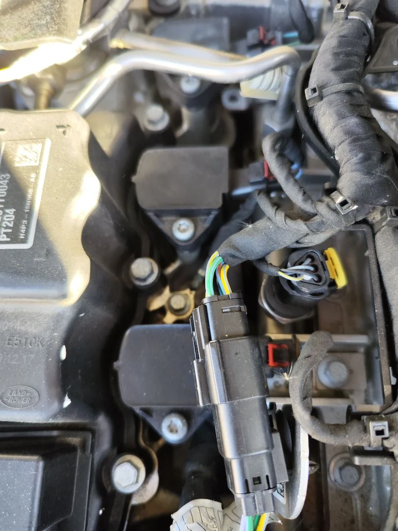 Foto de BOBINA ENCENDIDO JAGUAR XE 2.0 Turbo CAT (200 CV / 147 KW) referencia 6R83-12A366-AA
