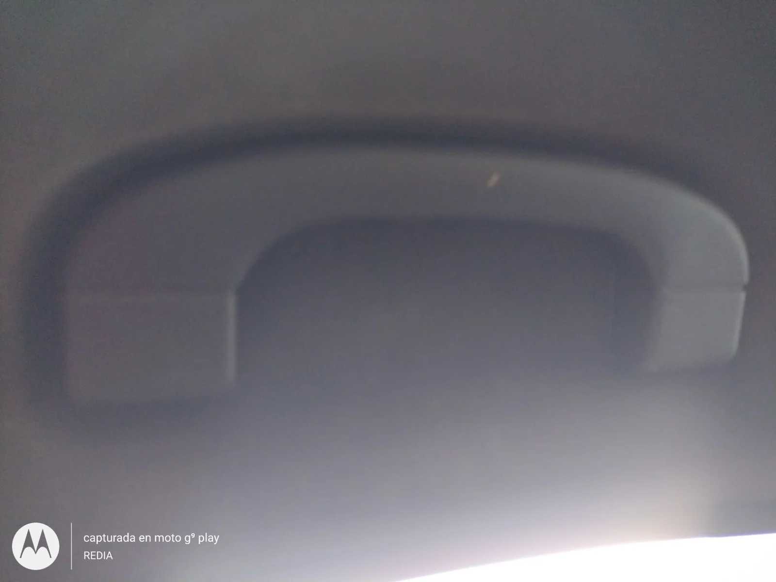 Foto de ASIDERO TECHO DELANTERO IZQUIERDO BMW SERIE 5 BERLINA (E60) 3.0 Turbodiesel CAT (218 CV / 160 KW)
