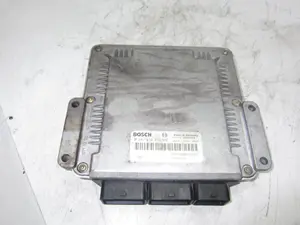 Foto de CENTRALITA MOTOR UCE RENAULT SCENIC I (JA...) 1.9 dCi Diesel CAT (102 CV / 75 KW) referencia 8200166362 foto 6