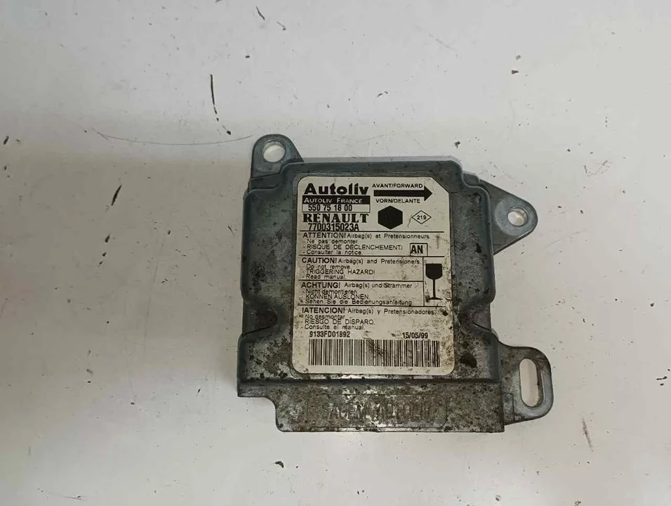 Foto de CENTRALITA AIRBAG RENAULT KANGOO I (F/KC0) 1.9 Diesel (64 CV / 47 KW) referencia 550751800