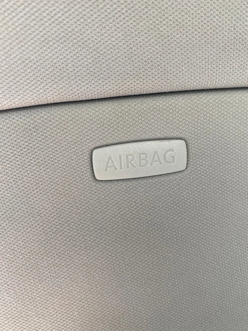 Foto de AIRBAG LATERAL DERECHO VOLKSWAGEN PASSAT VARIANT (3C5) 2.0 TDI DPF (170 CV / 125 KW) referencia 3C0880242C