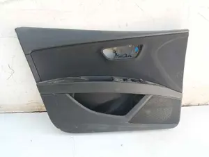 Foto de GUARNECIDO PUERTA DELANTERA IZQUIERDA SEAT LEON (5F1) 1.6 TDI (105 CV / 77 KW) referencia 5F4867131 foto 2