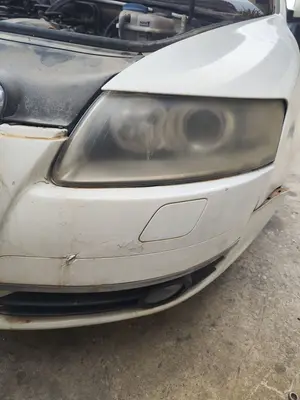Foto de FARO IZQUIERDO AUDI A6 BERLINA (4F2) 2.0 TDI (140 CV / 103 KW) referencia 4F0941029FF foto 2