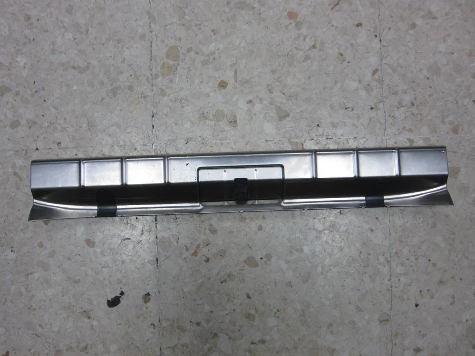 Foto de MOLDURA PORSCHE PANAMERA (TIPO 970) referencia 97055125301