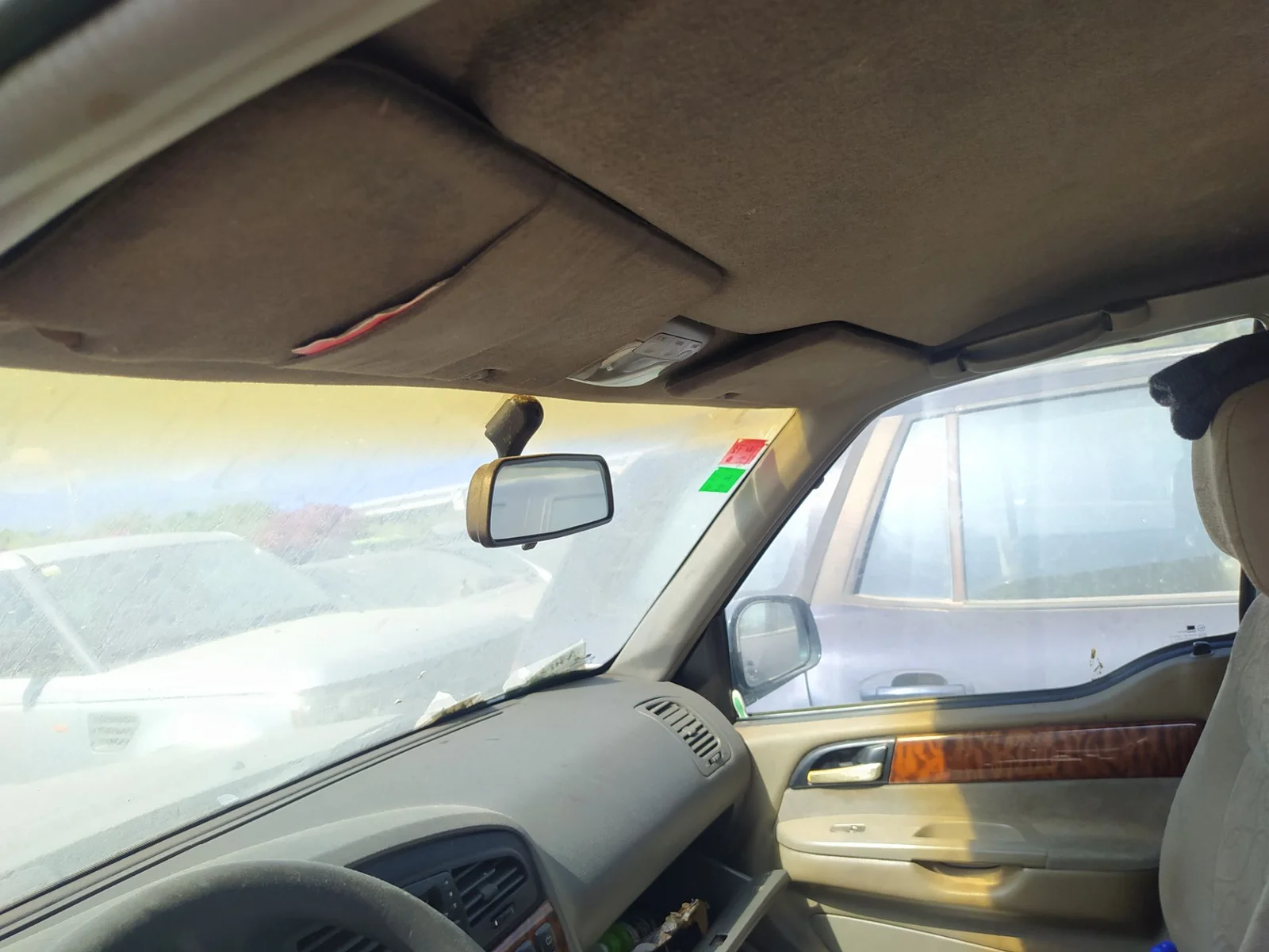 Foto de LUZ INTERIOR SSANGYONG MUSSO 2.9 Turbodiesel CAT (120 CV / 88 KW)