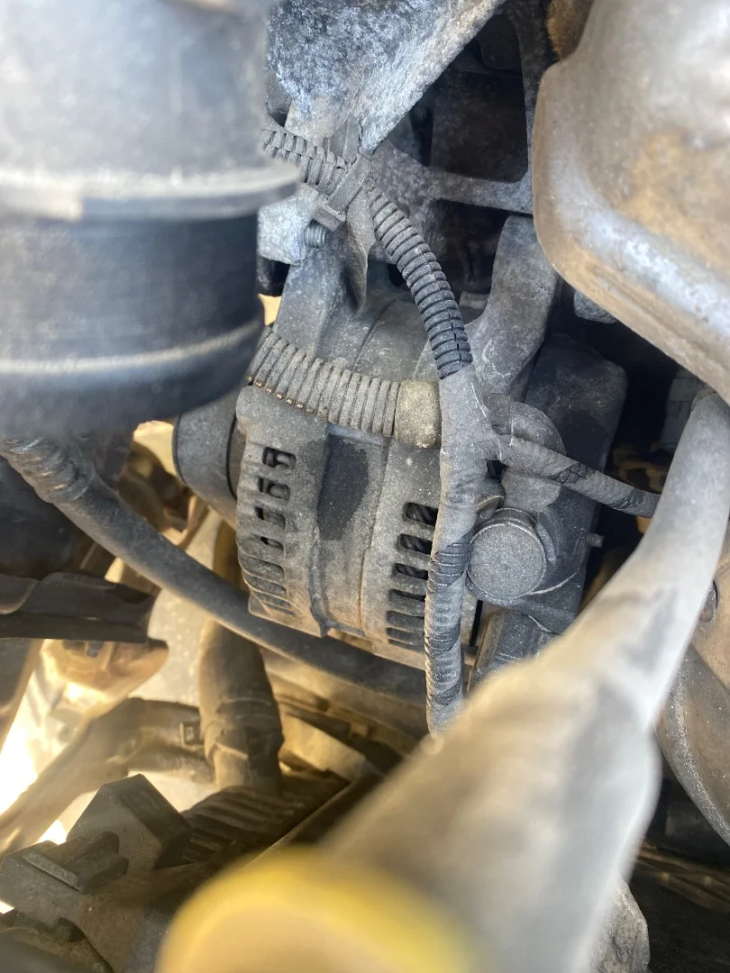 Foto de ALTERNADOR FORD FOCUS C-MAX (CAP)(2003) 1.6 TDCi CAT (109 CV / 80 KW)