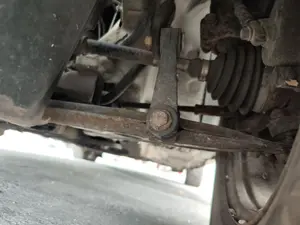 Foto de BRAZO SUSPENSION DELANTERO IZQUIERDO SKODA OCTAVIA BERLINA (1U2) 1.9 TDI (90 CV / 66 KW) referencia 1J0407151B
