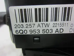 Foto de MANDO MULTIFUNCION SEAT IBIZA (6L1) 1.4 16V (86 CV / 63 KW) referencia 6Q0953503AD foto 8