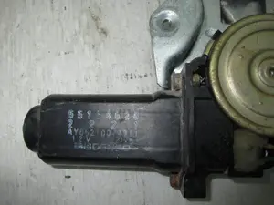 Foto de ELEVALUNAS TRASERO DERECHO CHRYSLER JEEP GR.CHEROKEE (ZJ)/(Z) 5.2 V8 CAT (211 CV / 155 KW) referencia 55154620 foto 3