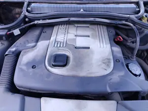 Foto de TAPA MOTOR BMW SERIE 3 COMPACTO (E46) 2.0 16V Diesel CAT (150 CV / 110 KW)