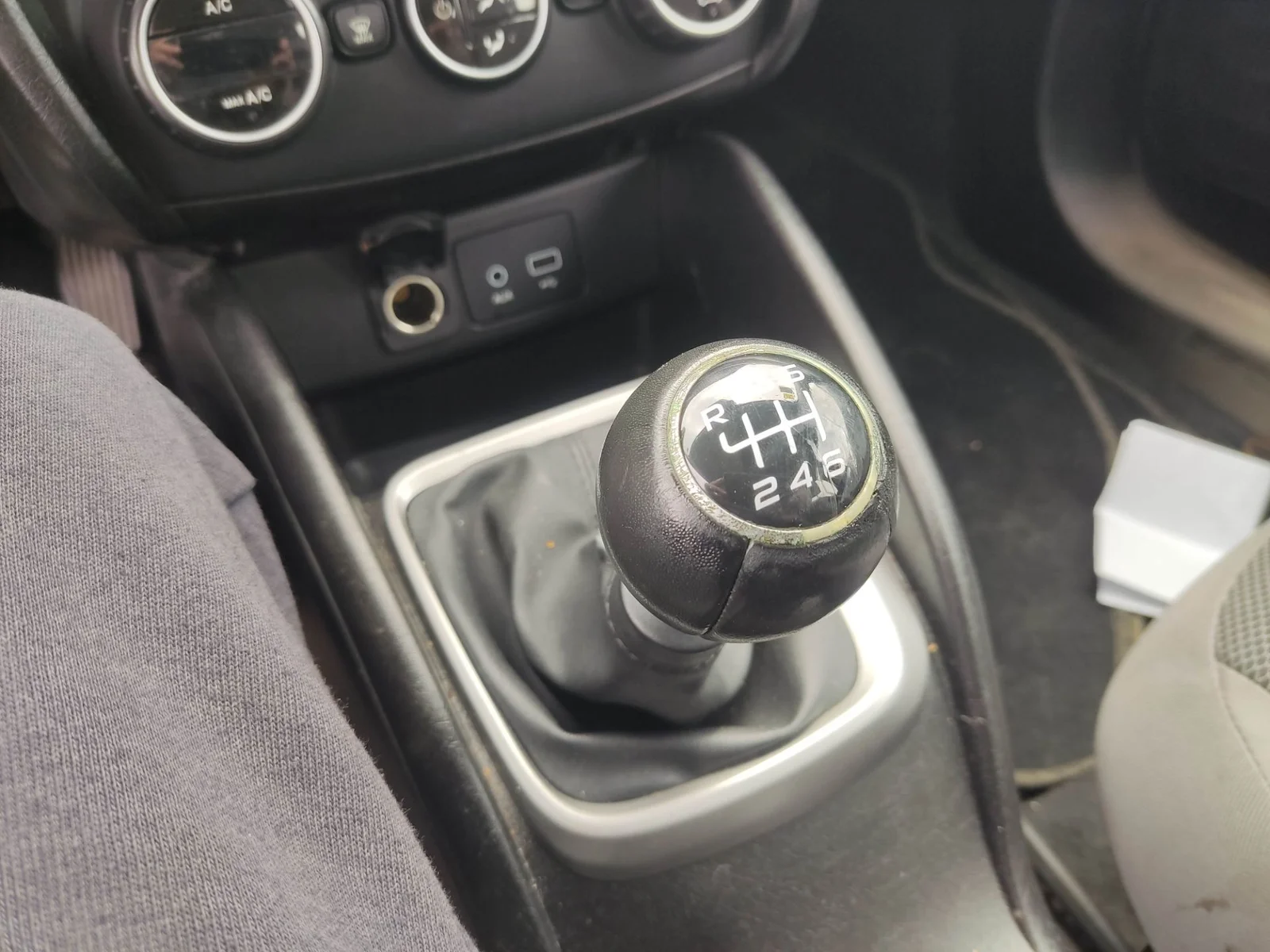 Foto de PALANCA CAMBIO FIAT II TIPO (356) BERLINA 1.4 (95 CV / 70 KW)