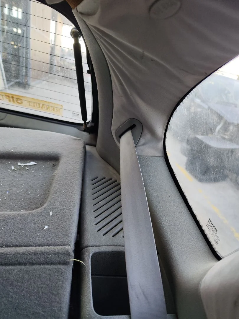Foto de CINTURON SEGURIDAD TRASERO IZQUIERDO RENAULT SCENIC I (JA...) 1.9 dCi Diesel CAT (102 CV / 75 KW)
