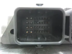 Foto de CENTRALITA MOTOR UCE PEUGEOT 307 BREAK/ SW (S2) 1.6 HDi FAP CAT (9HZ / DV6TED4) (109 CV / 80 KW) referencia 0281011634 foto 6
