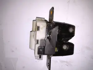 Foto de CERRADURA MALETERO / PORTON RENAULT MEGANE II BERLINA 3P referencia 8200076240 foto 5