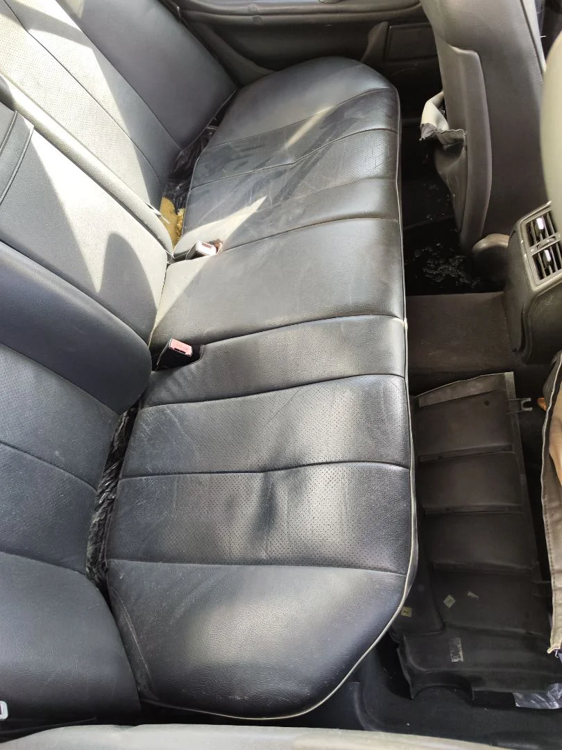 Foto de ASIENTO TRASERO MEDIO MERCEDES-BENZ CLASE E (BM 210) BERLINA 2.2 CDI CAT (143 CV / 105 KW)
