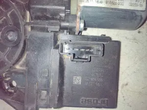 Foto de ELEVALUNAS DELANTERO DERECHO RENAULT MEGANE III BERLINA 5P referencia 807301396R foto 4