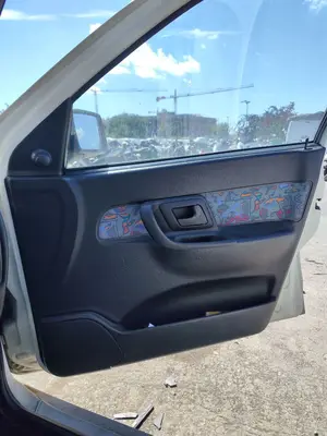 Foto de GUARNECIDO PUERTA DELANTERA DERECHA SEAT IBIZA (6K1) 1.4  (60 CV / 44 KW)