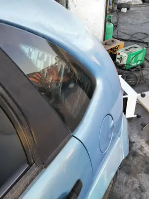 Foto de LUNA CUSTODIA TRASERA IZQUIERDA CITROEN C3 1.4 HDi (68 CV / 50 KW)