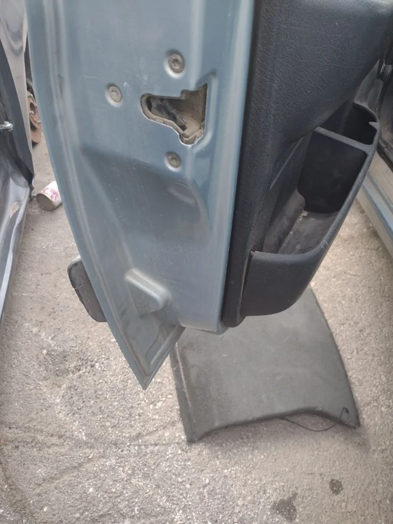 Foto de CERRADURA PUERTA DELANTERA IZQUIERDA CITROEN BERLINGO 1.9 Diesel (69 CV / 51 KW) referencia 9135P1