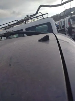 Foto de BASE DE ANTENA OPEL ZAFIRA A 2.0 DTI (101 CV / 74 KW) referencia 90582537 foto 3