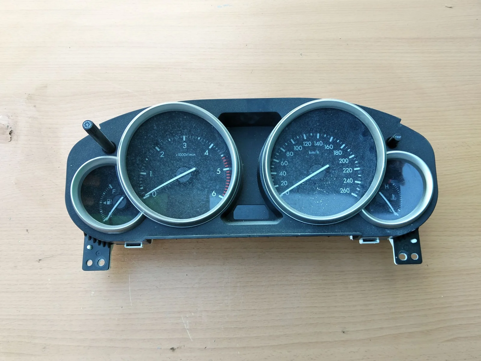 Foto de CUADRO INSTRUMENTOS MAZDA 6 BERLINA (GH) 2.2 Turbodiesel CAT (163 CV / 120 KW) referencia TD1155430