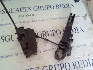 Foto de CERRADURA PUERTA DELANTERA DERECHA NISSAN PRIMERA BERLINA (P12) referencia 80610 foto 2
