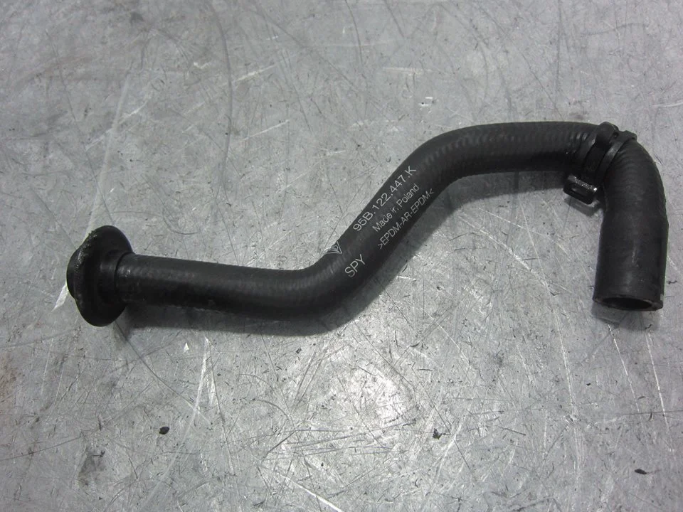 Foto de TUBO PORSCHE MACAN (95BA) referencia 95B122447K