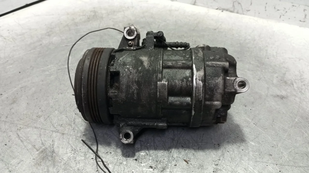 Foto de COMPRESOR AIRE ACONDICIONADO BMW SERIE 3 COMPACTO (E46) 2.0 16V Diesel CAT (150 CV / 110 KW) referencia 64526905643