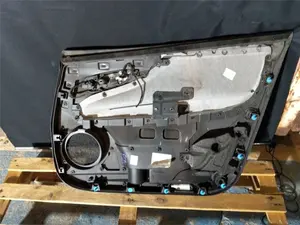 Foto de GUARNECIDO PUERTA DELANTERA IZQUIERDA FIAT III PUNTO (199) 1.4 CAT (78 CV / 57 KW) referencia 0735657151 foto 3