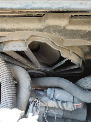 Foto de ELECTROVENTILADOR RADIADOR AIRE ACONDICIONADO RENAULT MEGANE II BERLINA 5P 1.5 dCi Diesel (101 CV / 74 KW)