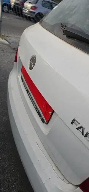 Foto de MANETA EXTERIOR MALETERO / PORTON SKODA FABIA (5J2) 1.2  (60 CV / 44 KW)