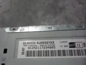 Foto de SISTEMA AUDIO / RADIO CD SEAT IBIZA BERLINA (6J5) 1.4 TDI (80 CV / 59 KW) referencia 6J0035153 foto 3