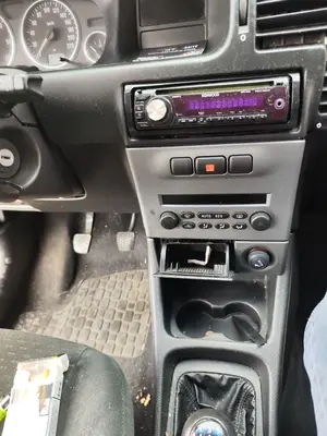 Foto de CONSOLA CENTRAL OPEL ZAFIRA A 2.0 DTI (101 CV / 74 KW)