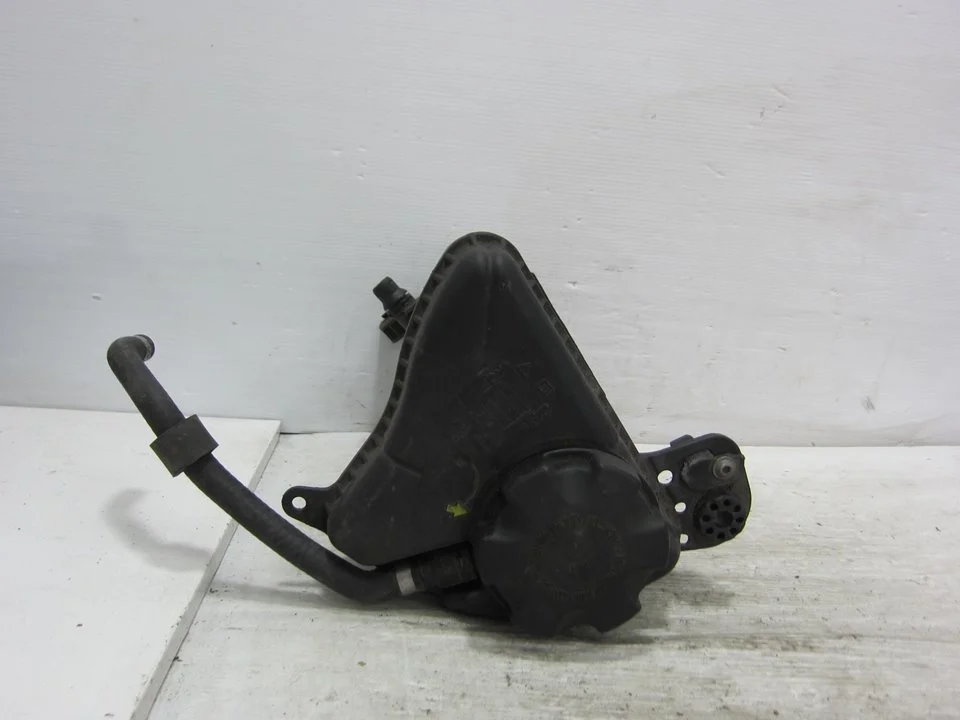 Foto de DEPOSITO EXPANSION BMW SERIE 5 GRAN TURISMO (F07) 3.0 24V Turbo (306 CV / 225 KW) referencia 17137647283
