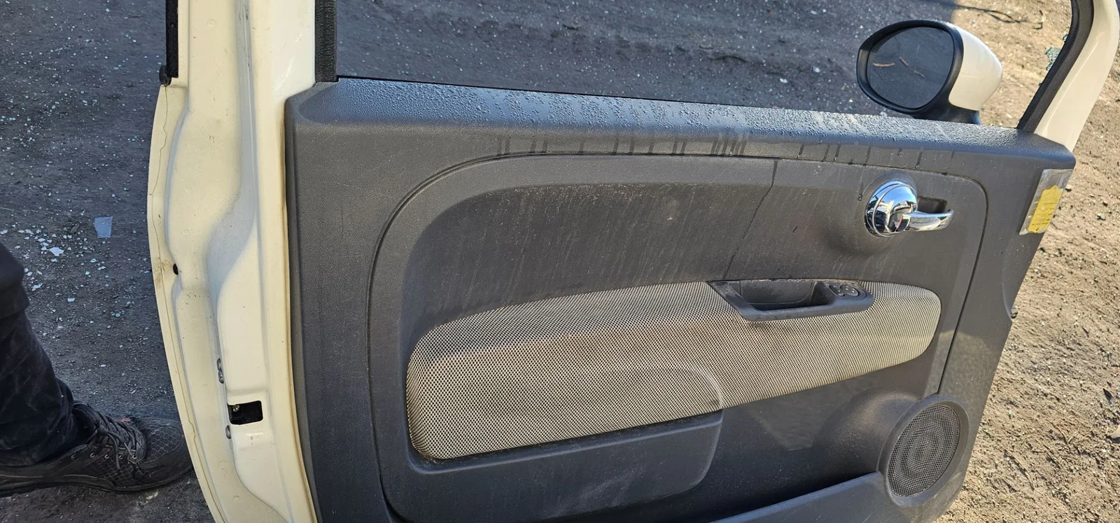 Foto de GUARNECIDO PUERTA DELANTERA IZQUIERDA FIAT 500 (150) BERLINA 1.2 CAT (69 CV / 51 KW)