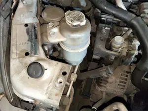 Foto de DEPOSITO ACEITE MITSUBISHI GRANDIS (NA0W)