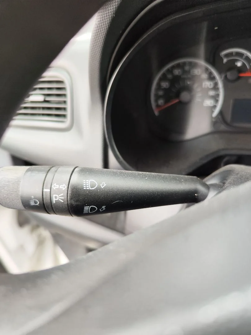 Foto de MANDO LUCES FIAT II DOBLÒ (152) 1.6 JTDM 16V CAT (105 CV / 77 KW)