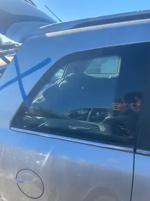 Foto de LUNA CUSTODIA TRASERA DERECHA OPEL ZAFIRA B 1.9 CDTI (120 CV / 88 KW)