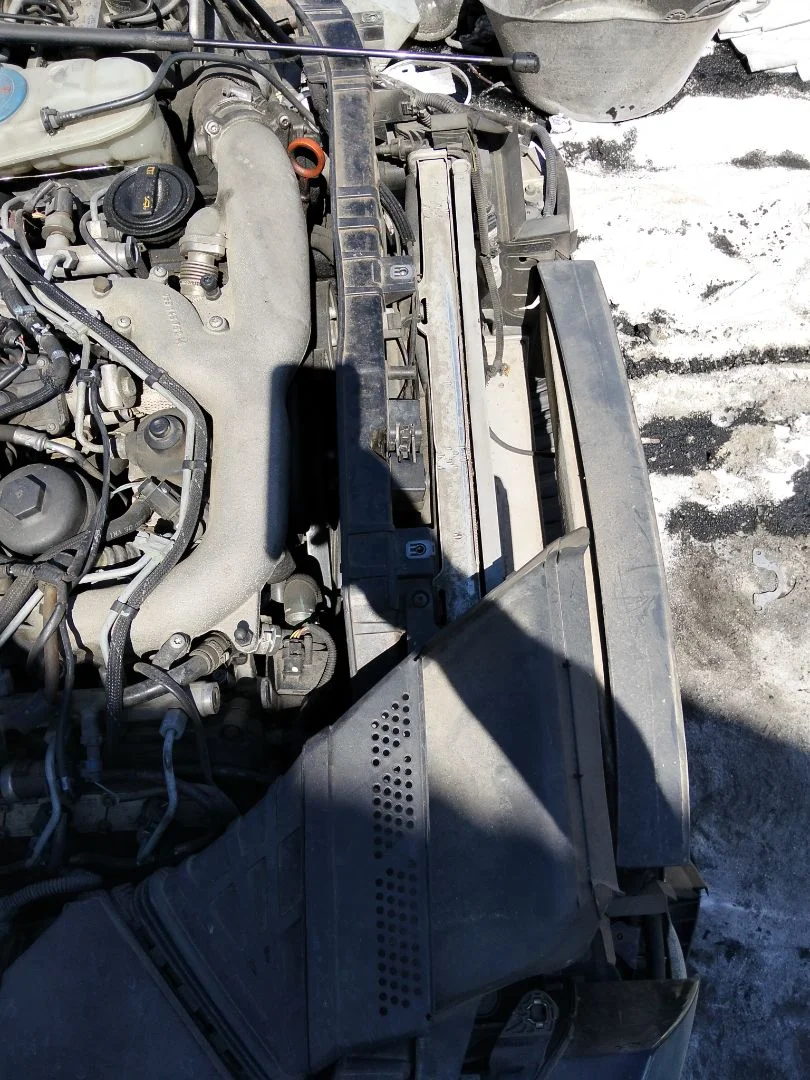 Foto de PANEL FRONTAL AUDI A5 COUPE (8T) 1.8 16V TFSI (170 CV / 125 KW)