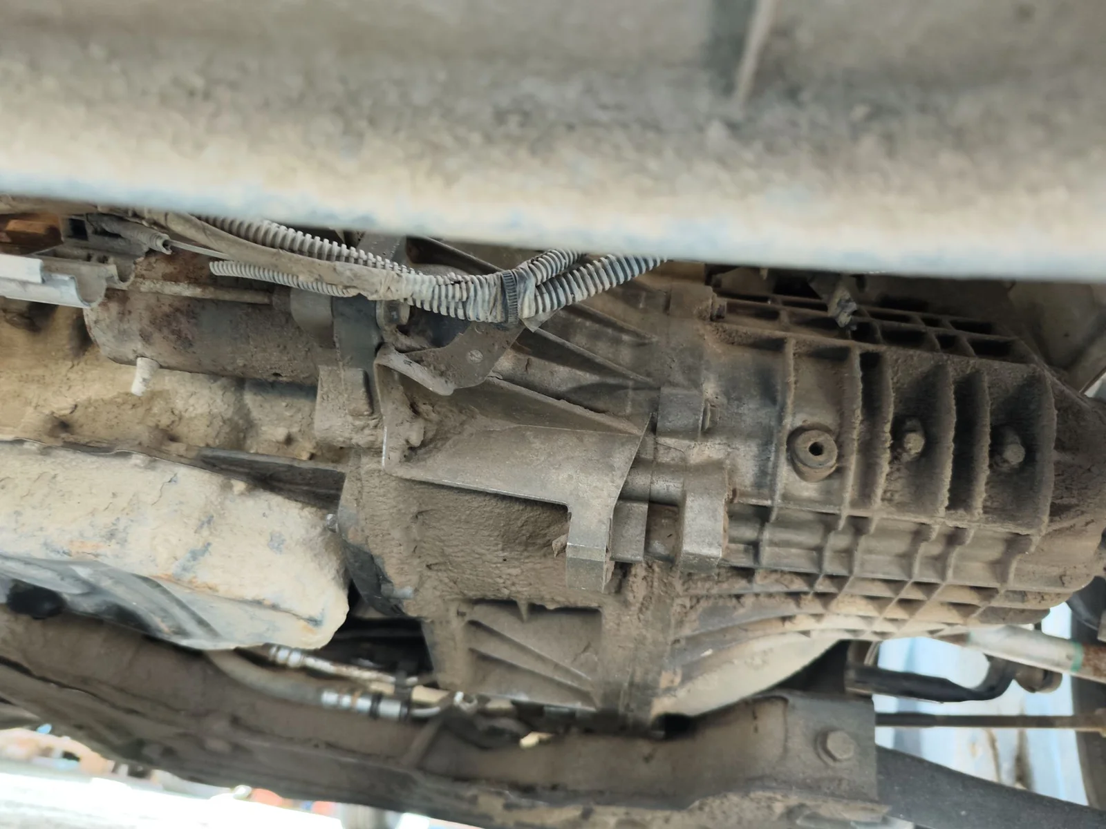 Foto de CAJA CAMBIOS FORD TRANSIT CONNECT (TC7) 1.8 TDCi CAT (90 CV / 66 KW)