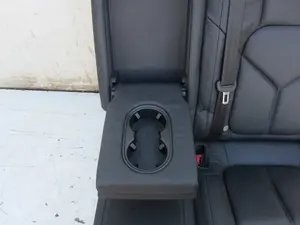 Foto de JUEGO ASIENTOS COMPLETO PORSCHE CAYENNE (TIPO 92A) referencia 918595102 foto 39