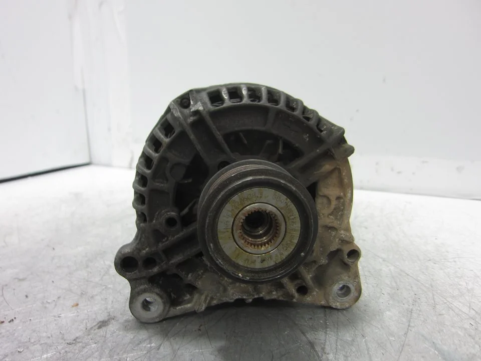 Foto de ALTERNADOR AUDI A3 (8L) referencia 028903028E