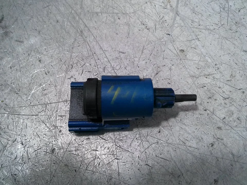 Foto de INTERRUPTOR AUDI A3 (8L) 1.9 TDI (101 CV / 74 KW) referencia 1J0927189B