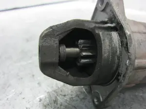 Foto de MOTOR ARRANQUE OPEL CORSA C referencia 0001107437 foto 3