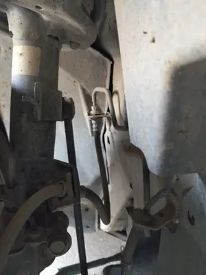 Foto de BRAZO SUSPENSION DELANTERO IZQUIERDO NISSAN QASHQAI (J11E) 1.2 16V CAT (116 CV / 85 KW)