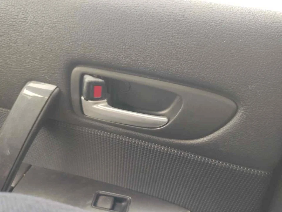 Foto de MANETA INTERIOR LATERAL IZQUIERDA MAZDA 6 BERLINA (GG) 2.0 Diesel CAT (143 CV / 105 KW) referencia GJ6A59330E