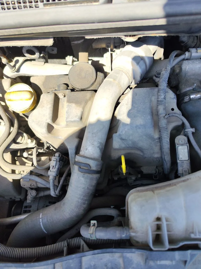 Foto de TAPA MOTOR RENAULT KANGOO II (F/KW0) 1.5 dCi Diesel CAT (86 CV / 63 KW)