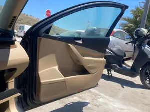 Foto de GUARNECIDO PUERTA DELANTERA DERECHA VOLKSWAGEN PASSAT BERLINA (3C2) 2.0 TDI (140 CV / 103 KW) referencia 3C1867012DQFKZ