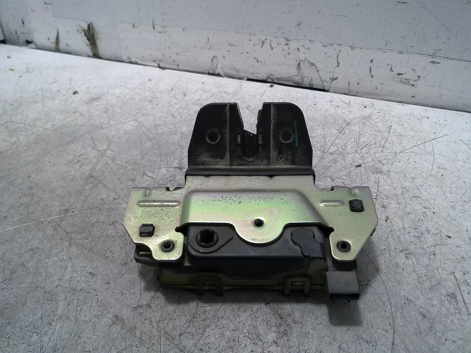 Foto de CERRADURA MALETERO / PORTON OPEL ZAFIRA B 1.7 16V CDTI (110 CV / 81 KW) referencia 495058724